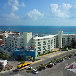 Resort Aquamarina Cancun